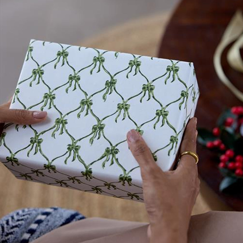 Bows Holly Green Wrap Sheet