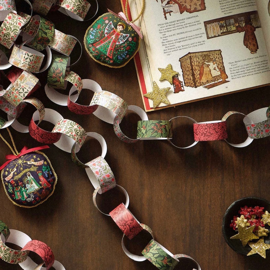 Christmastide Paper Chain Kit