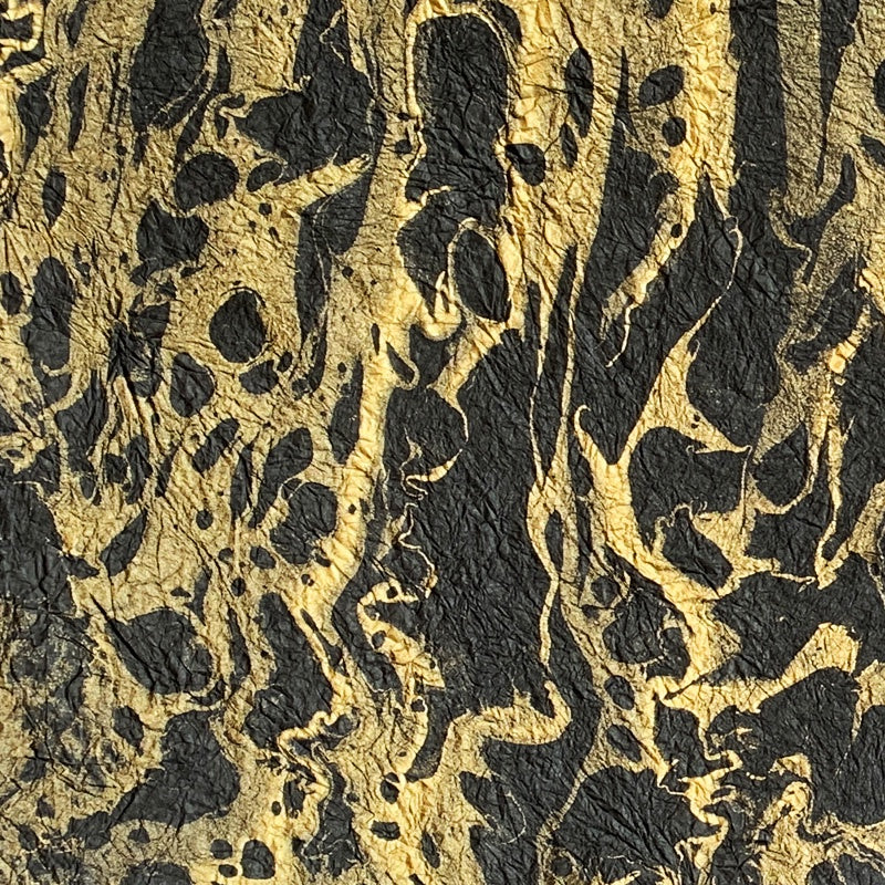 Thai Marbled Momi - Black & Gold